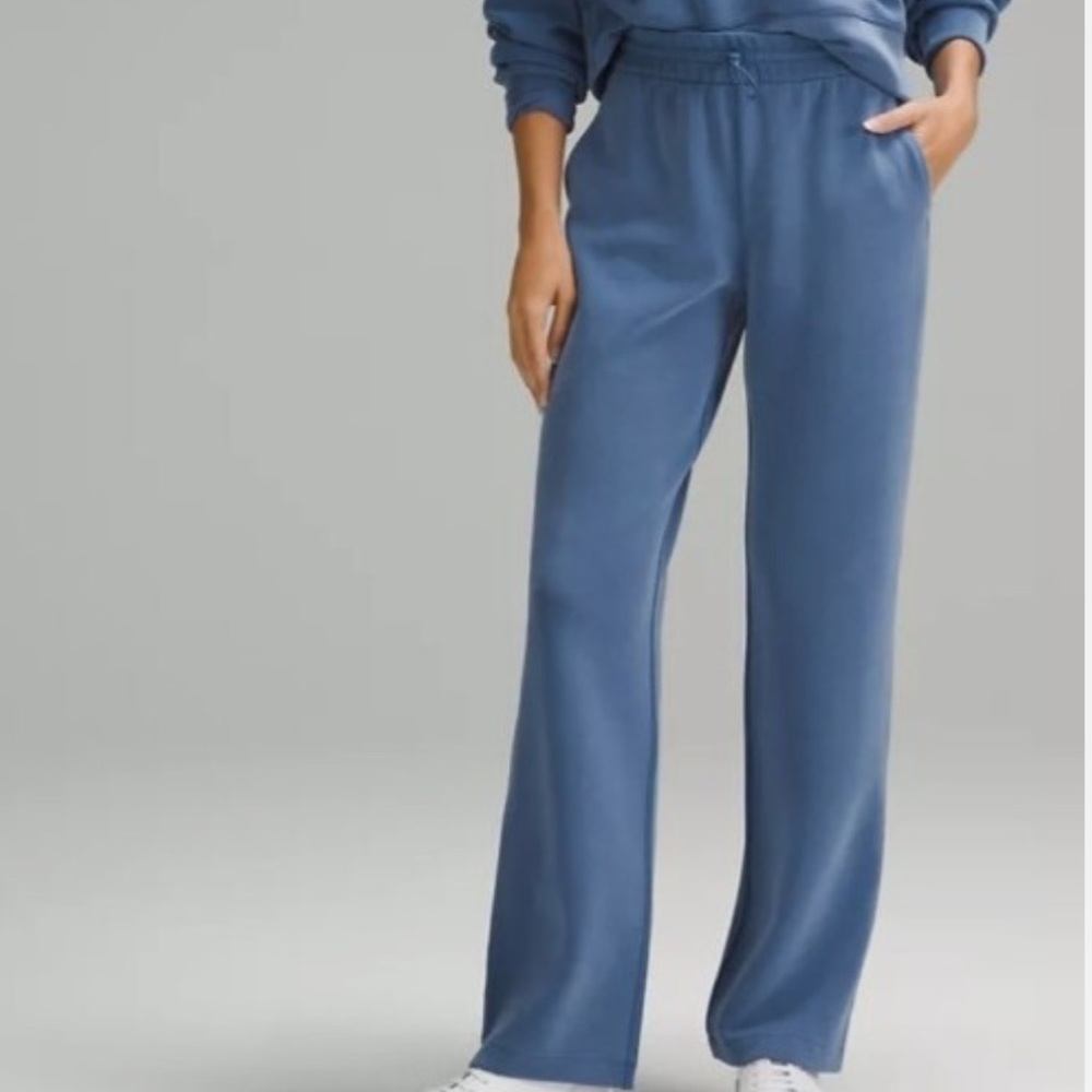 Lululemon Softstreme High Rise Leggings Pants